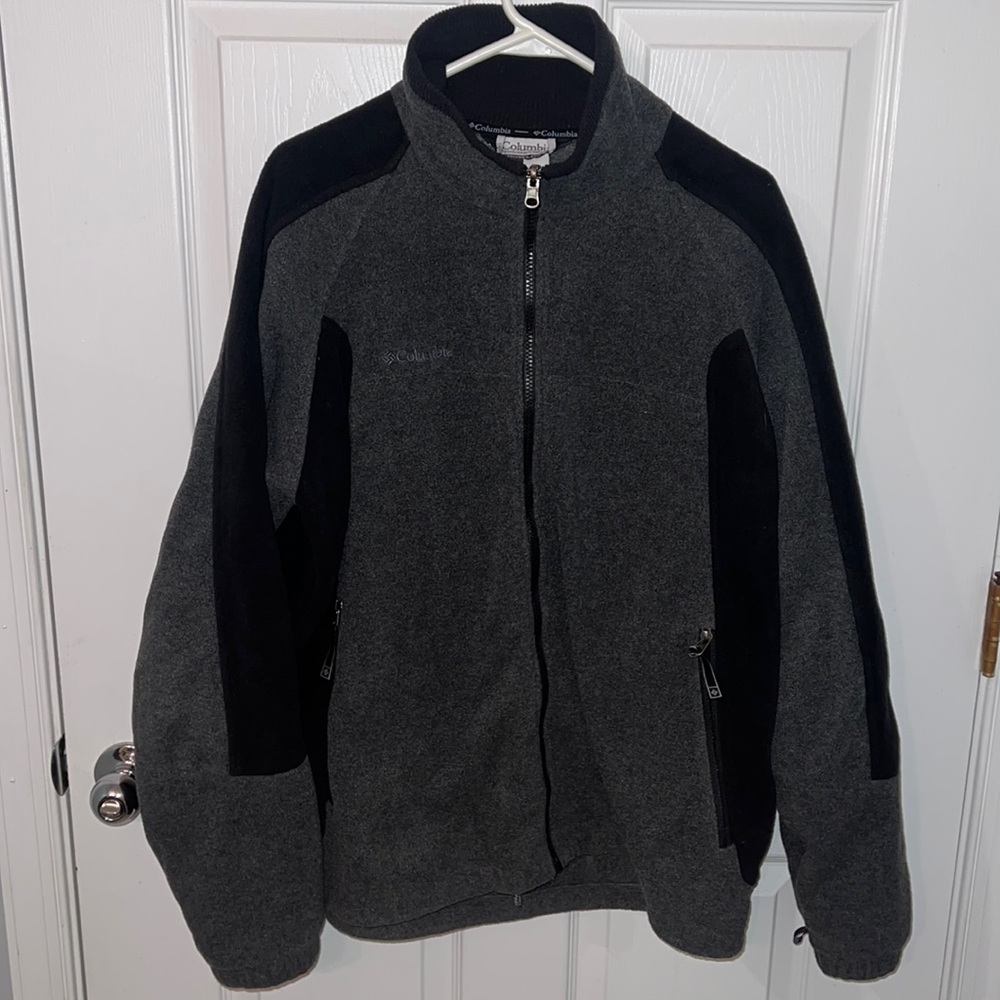 Columbia Sportswear Men's Black and Grey Jacket